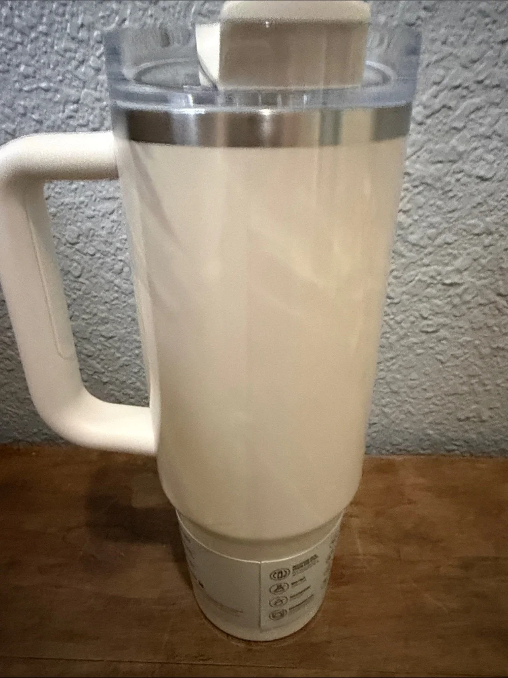 Stanley Cream Insulated Travel Tumbler with Handle 30oz NEW
